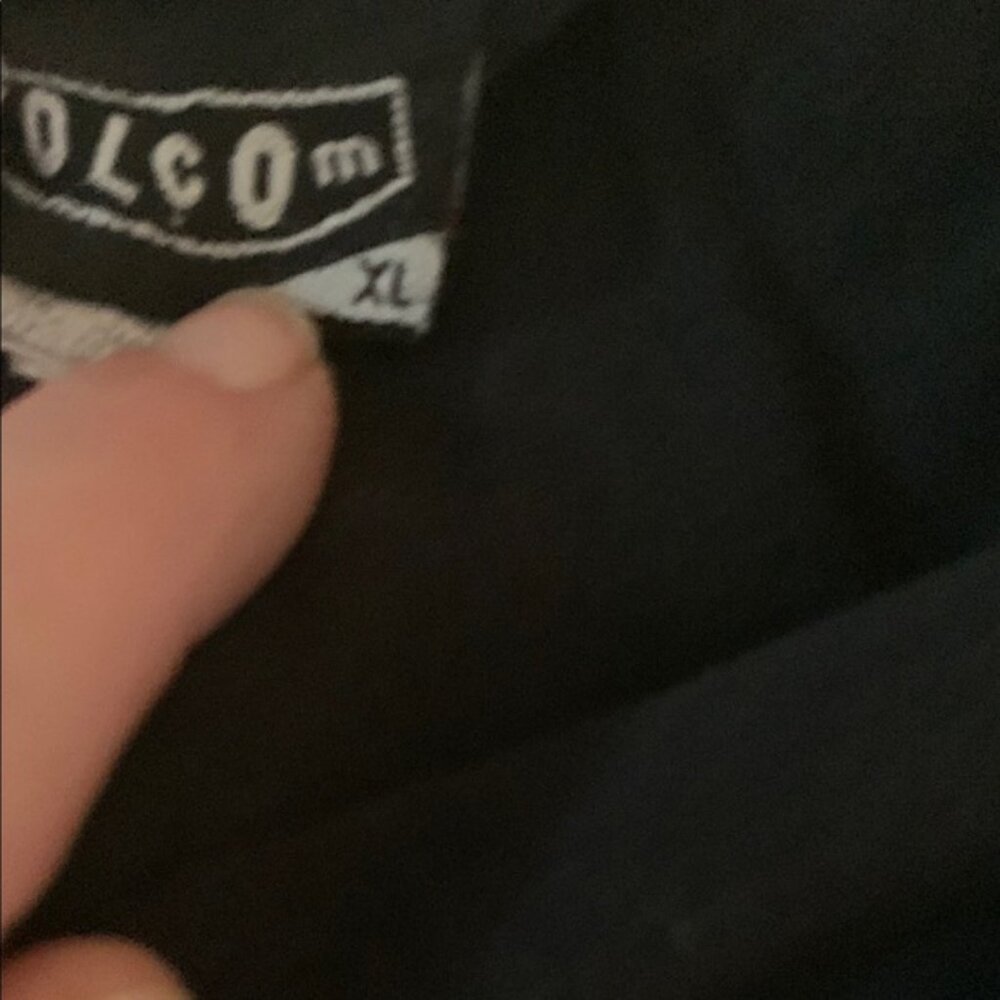 Volcom jeans and T-shirt set - Picture 7 of 7